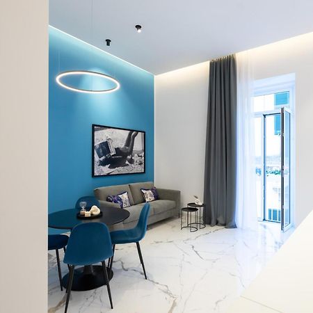Insogno Suites Наполи Екстериор снимка