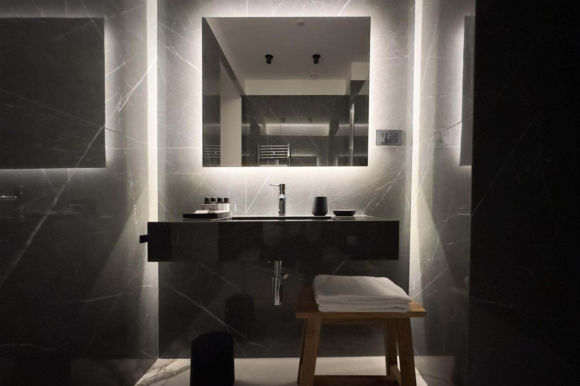 Insogno Suites Наполи Екстериор снимка